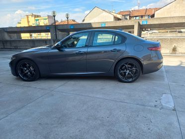 Alfa Romeo Giulia 2.0 Turbo 200 CV AT8 Super