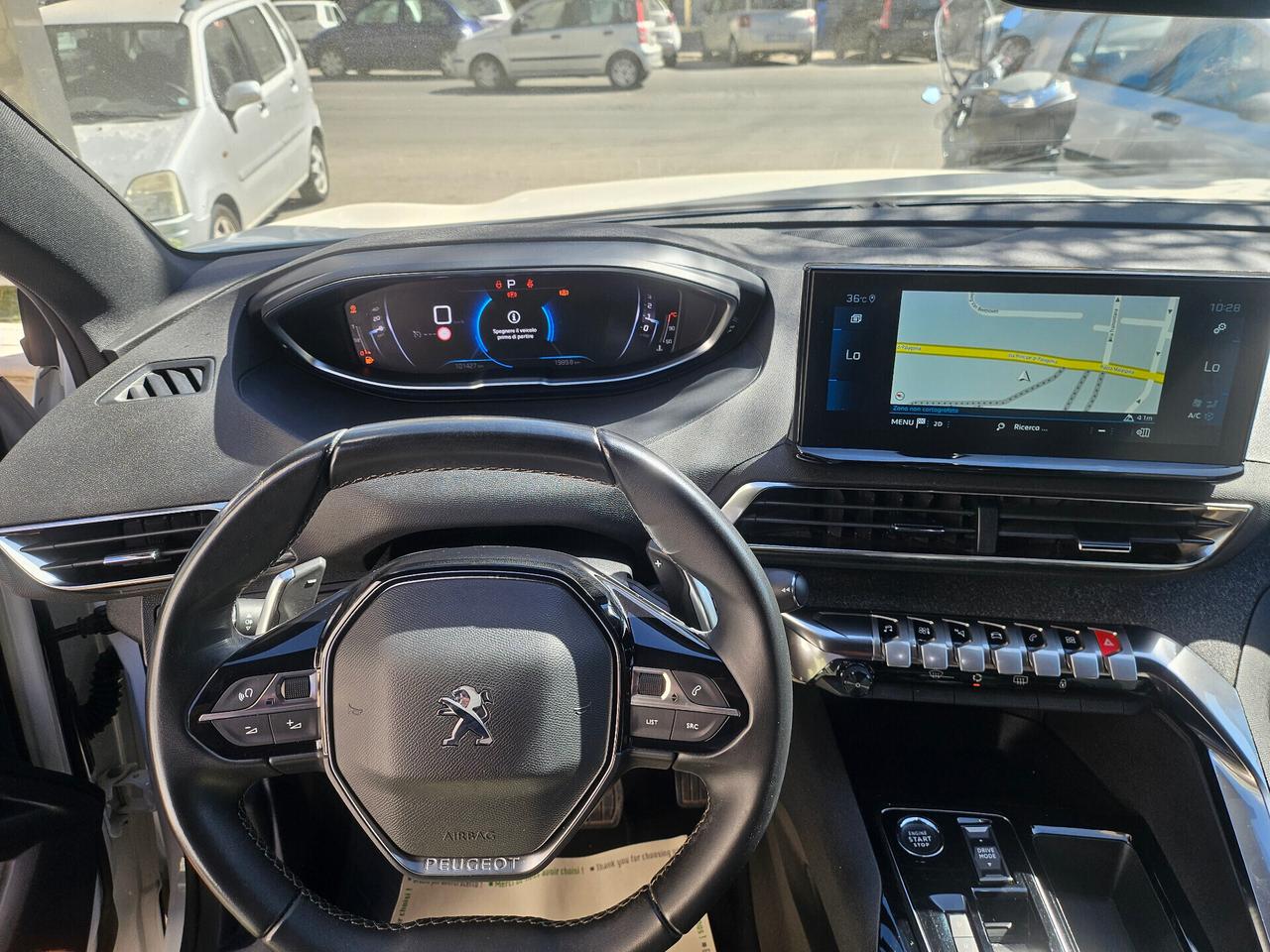 Peugeot 3008 BlueHDi 130 EAT8 Allure Pack 04/2023