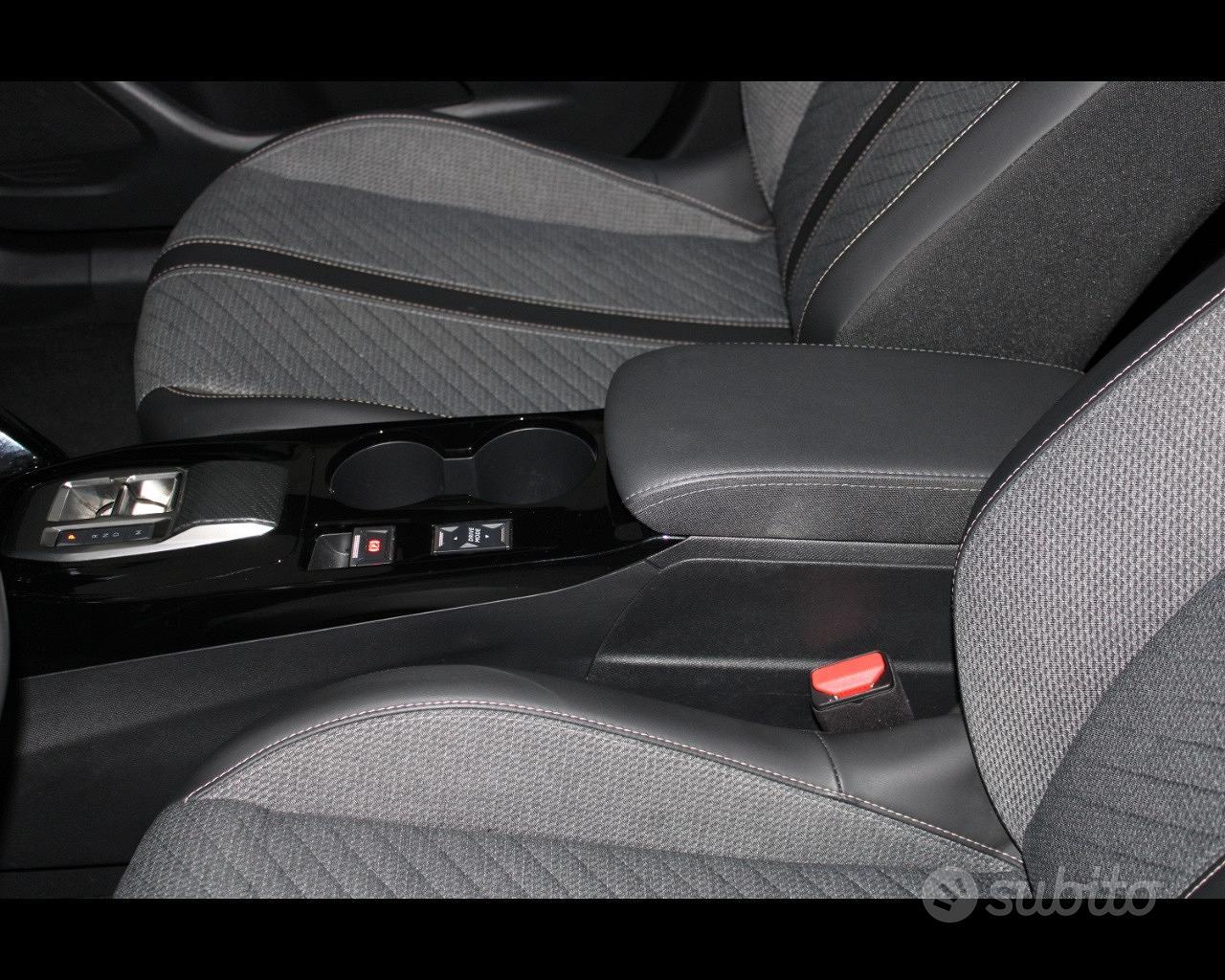 PEUGEOT 2008 2 serie - 2008 PureTech 130 S&S EAT8