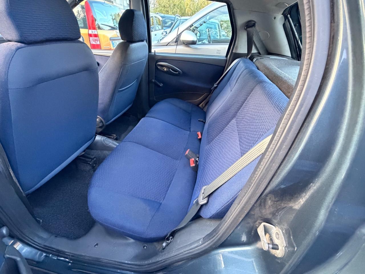 Fiat Punto 1.2i cat 5 porte ELX