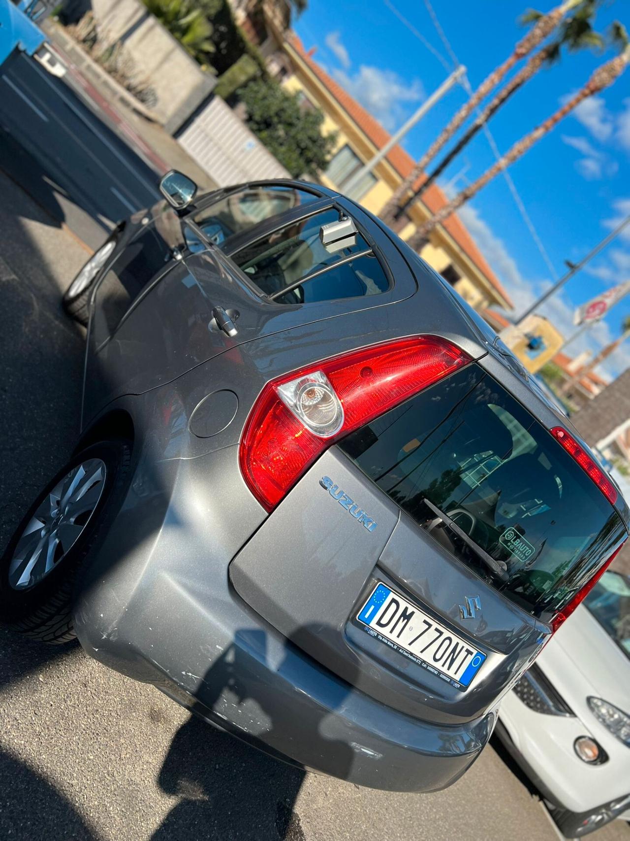 Suzuki Splash 1.0 GLS Safety Pack