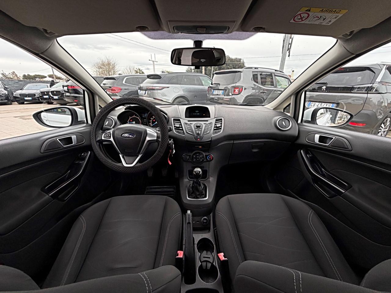 Ford Fiesta 1.5 TDCi 75CV 5 porte Titanium Garanzia 12 Mesi