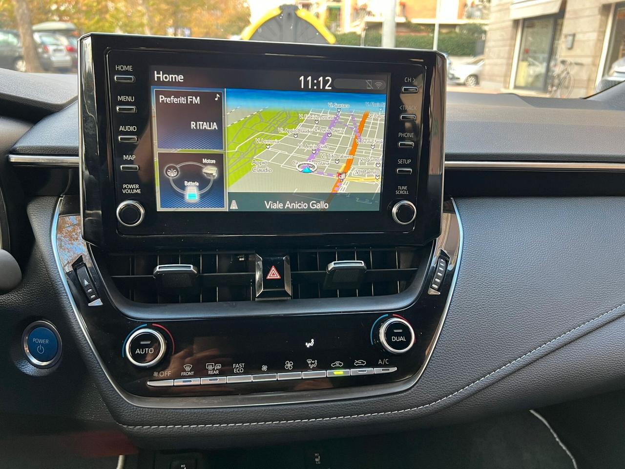 Toyota Corolla 1.8 Hybrid Business Tech