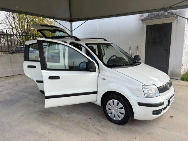 FIAT Panda 1.2 BENZ EURO 5 NEOP OK DISTRIBUZIONE FARI FENDI