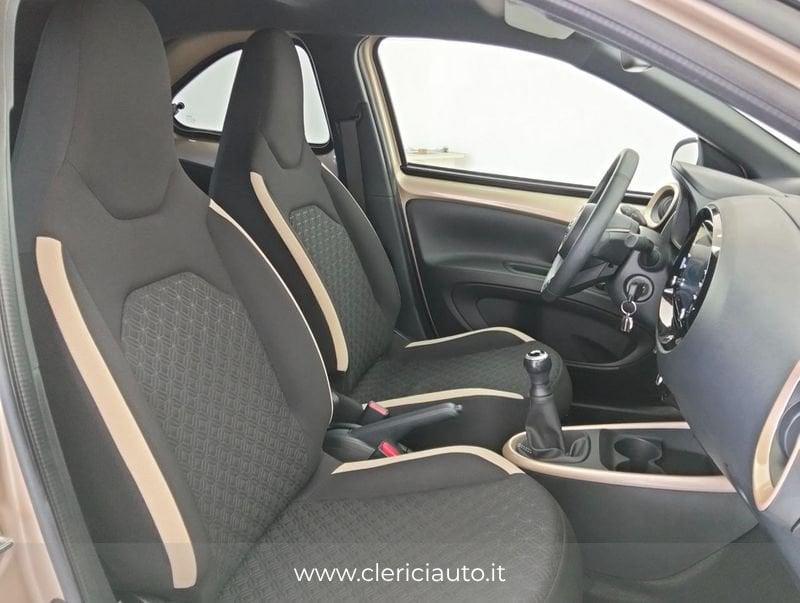 Toyota Aygo X 1.0 VVT-i 72 CV 5 porte Trend