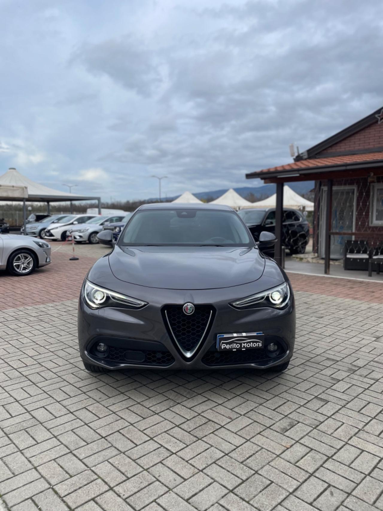 Alfa Romeo Stelvio 2.2 Turbodiesel 210 CV AT8 Q4 Executive