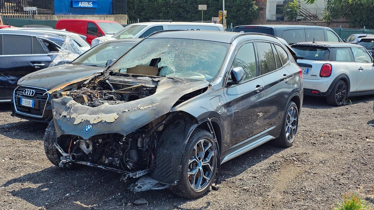INCENDIATO Bmw X1 xDrive 23d