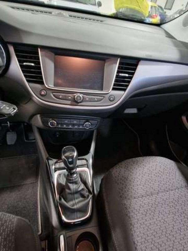 Opel Crossland X 2021 1.2 Edition s