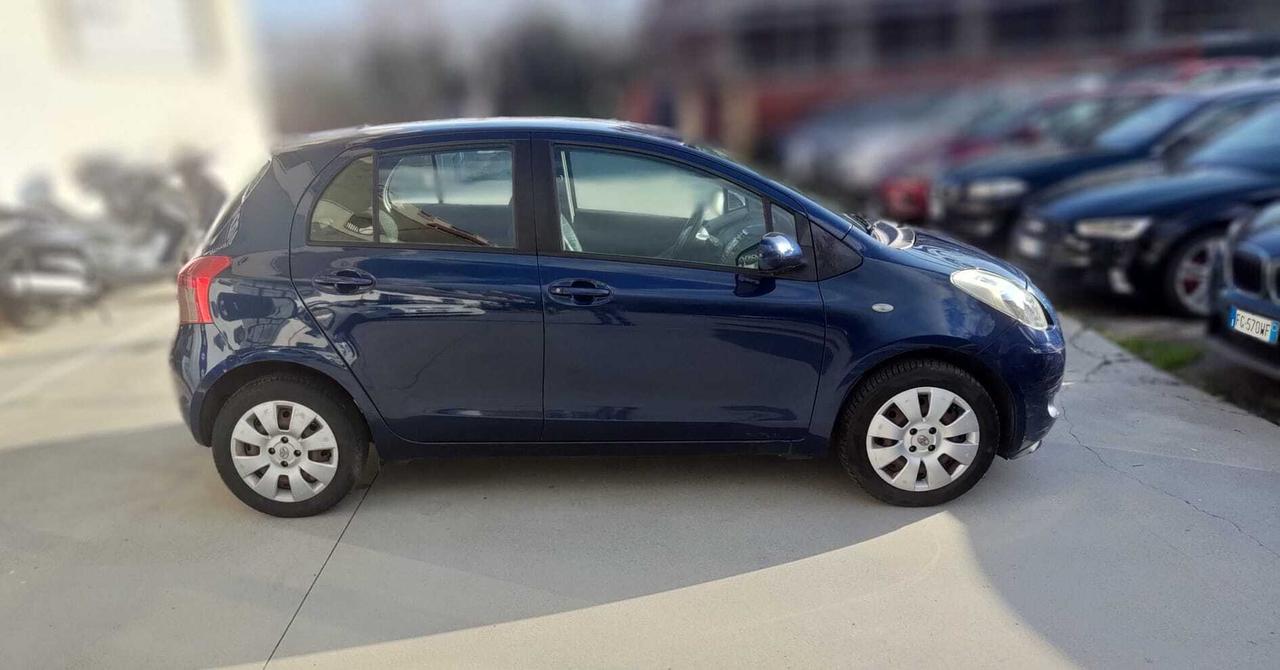 Toyota Yaris 1.0 Sol