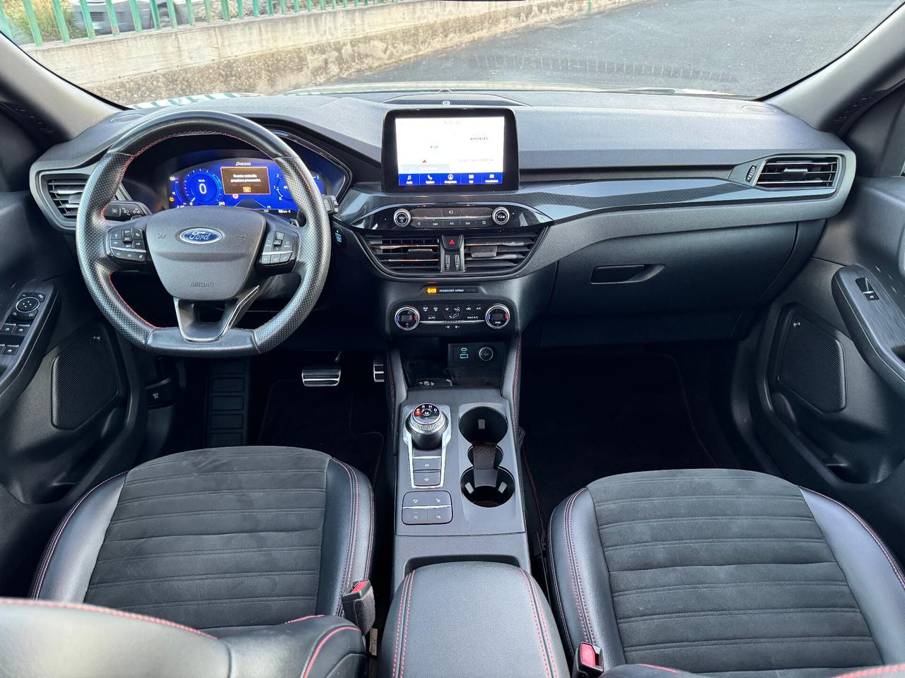 Ford Kuga 1.5 TDCI 120 CV S&S 2WD ST-Line