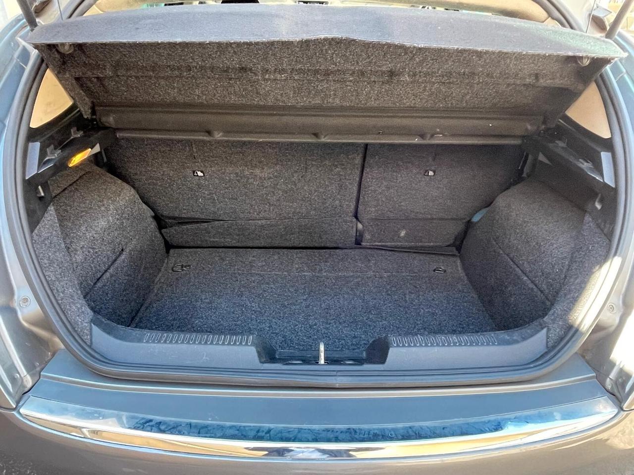 Lancia Delta 1.6 MJT DPF 105 CV Gold