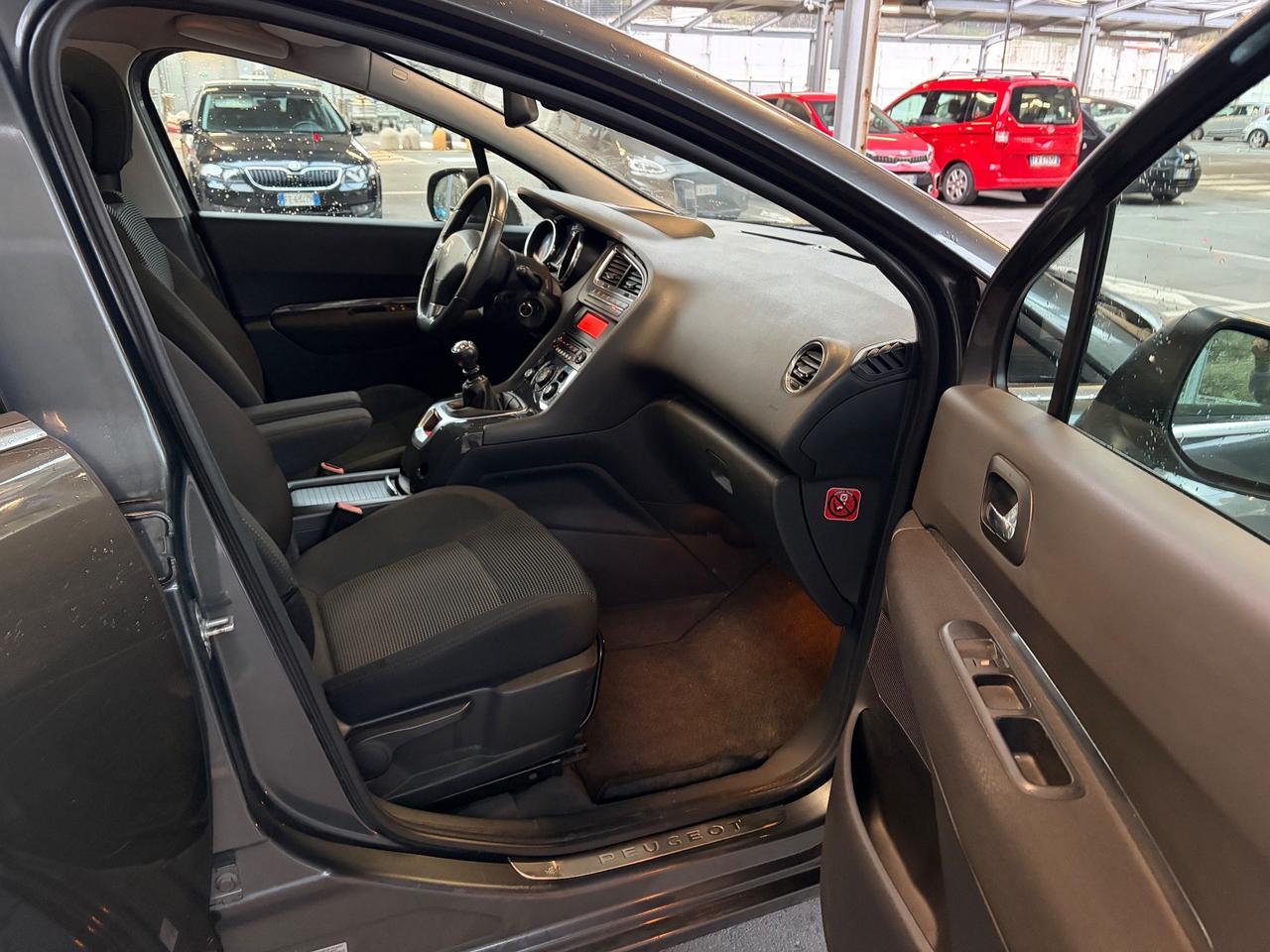 Peugeot 5008 2.0 HDi 150CV euro5 - 2010 7 posti