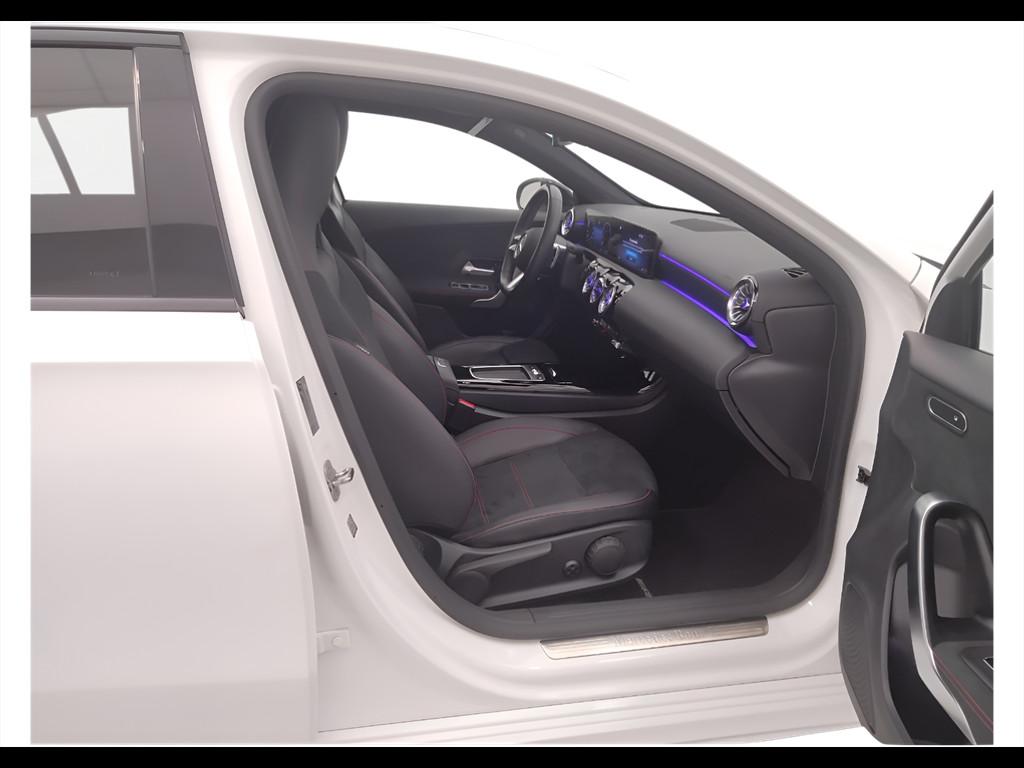 Mercedes-Benz Classe A - W177 2018 - A 180 d Premium auto