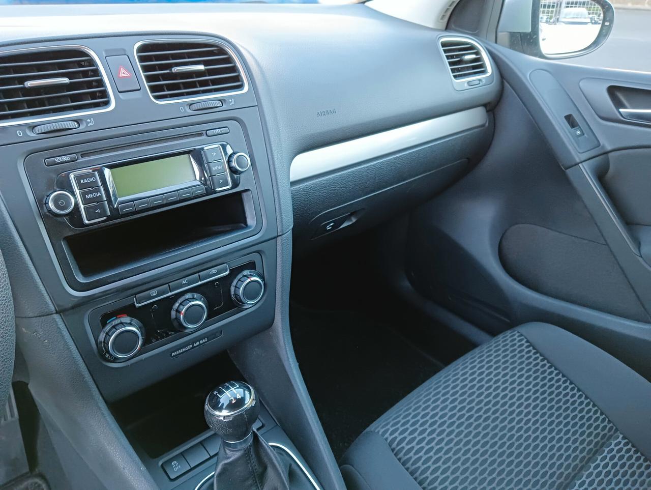 Volkswagen Golf 1.6 TDI 5p.