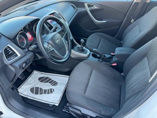 Opel Astra 1.7 CDTI 125CV Sports Tourer Business Autocarro N1