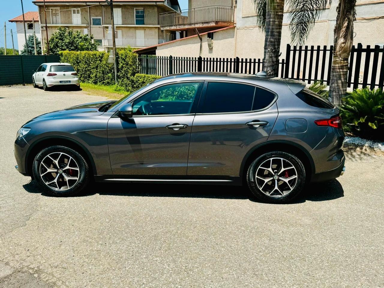 Alfa Romeo Stelvio 2.2 Turbodiesel 210 CV AT8 Q4 Executive