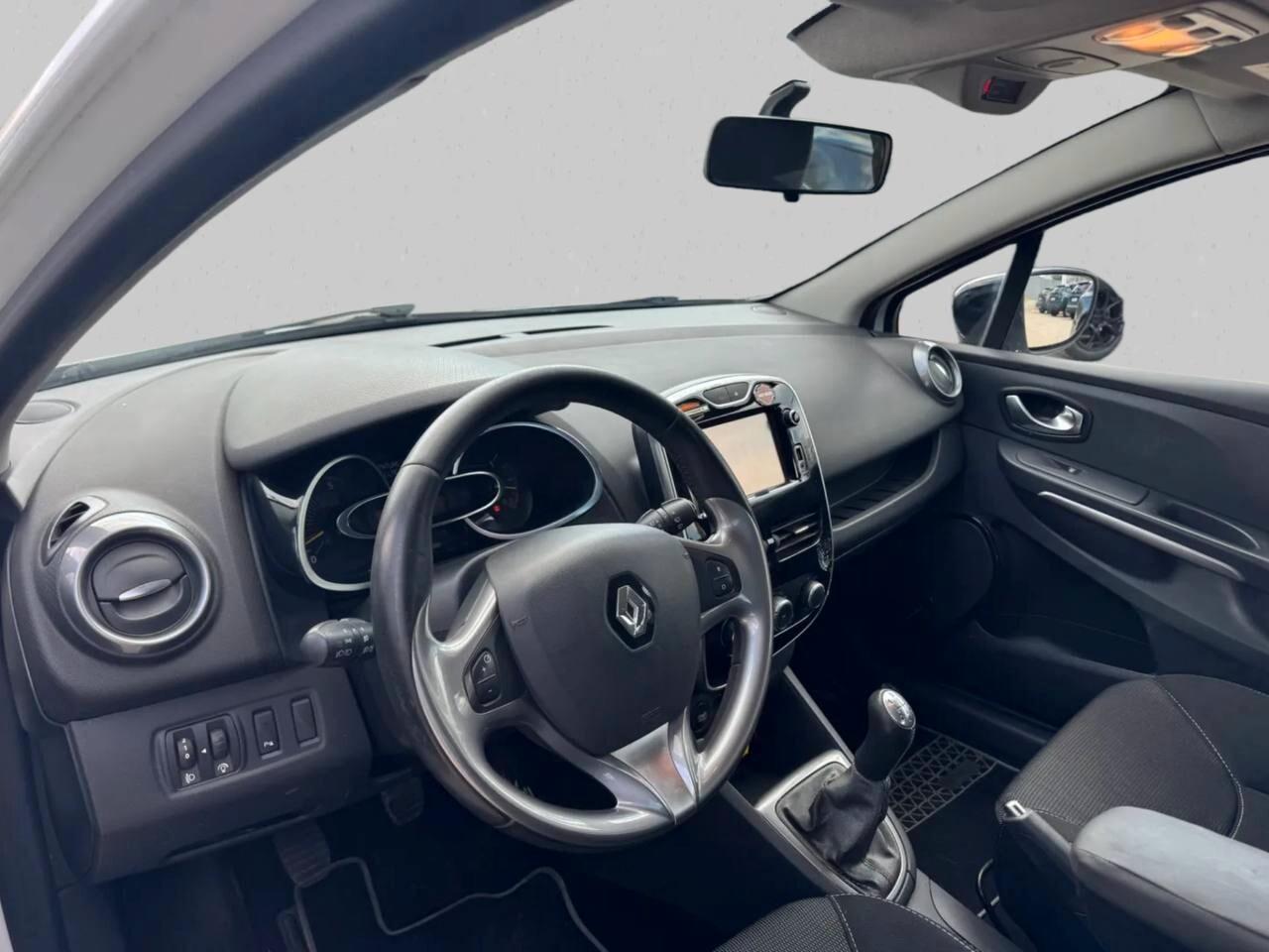 Renault Clio 1.5 dCi 8V 90CV 5 porte Costume National 03/2015