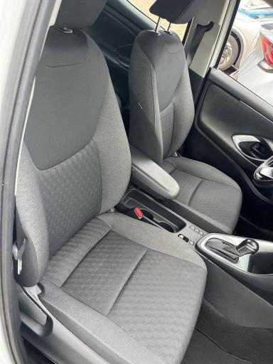 Toyota Yaris 1.5h Business