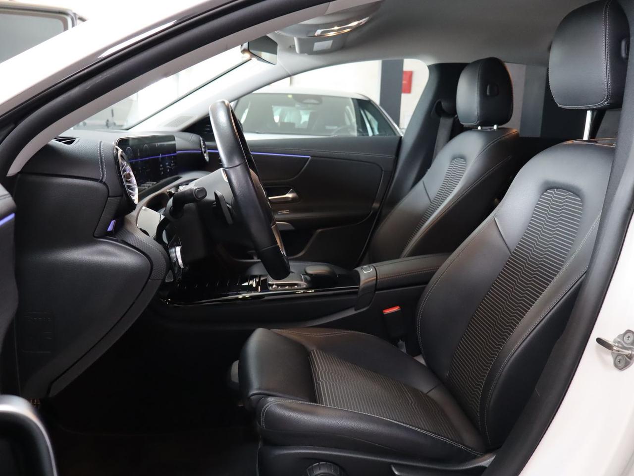 Mercedes-Benz CLA 200 Sport Night Edition C #10210