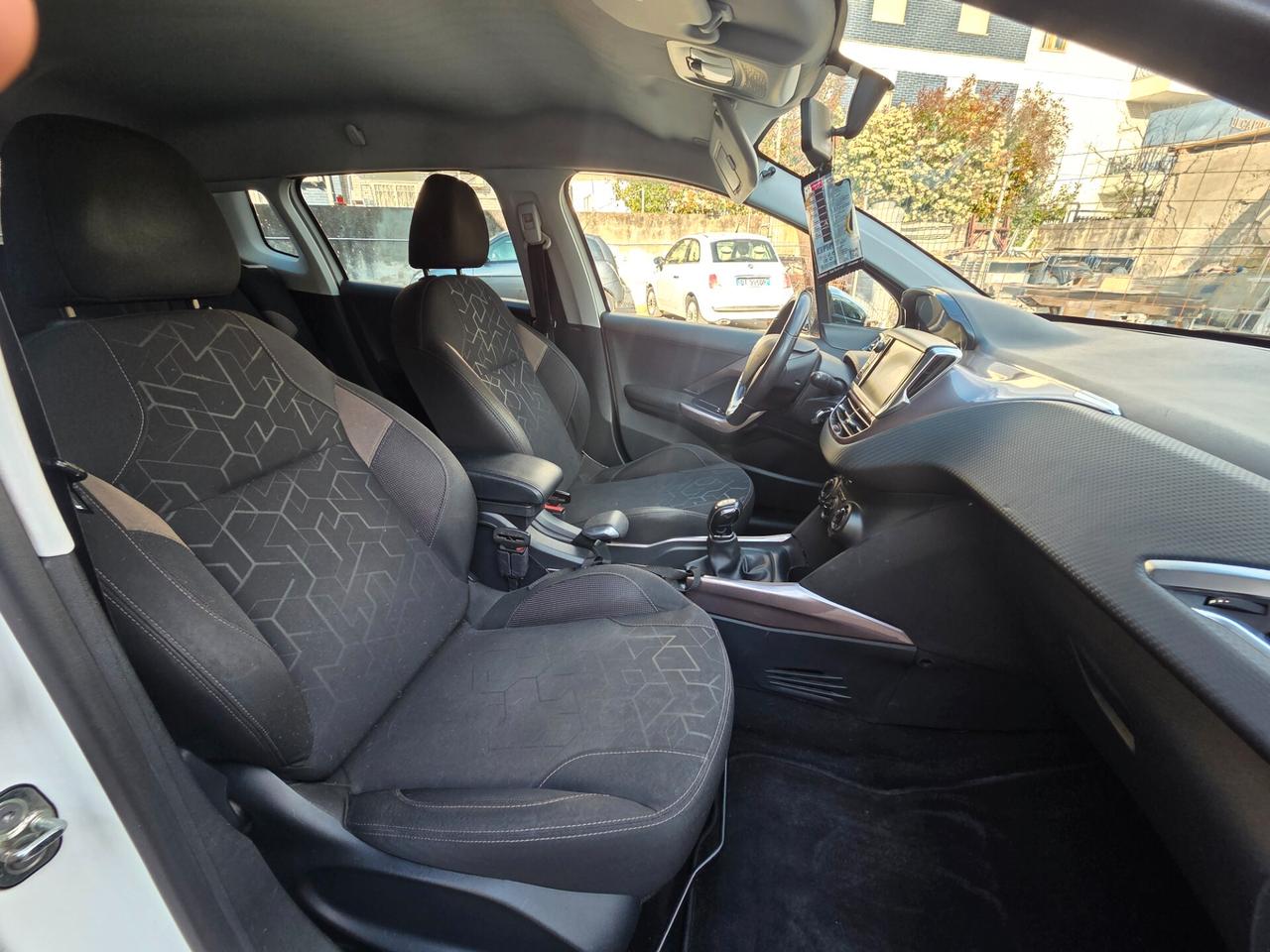 Peugeot 2008 1.4 HDi 68CV Allure