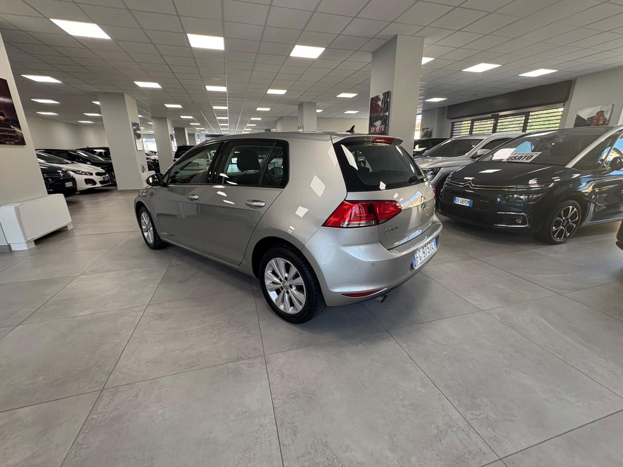 Volkswagen Golf 1.6 D 110CV 2016 km147000 euro6b