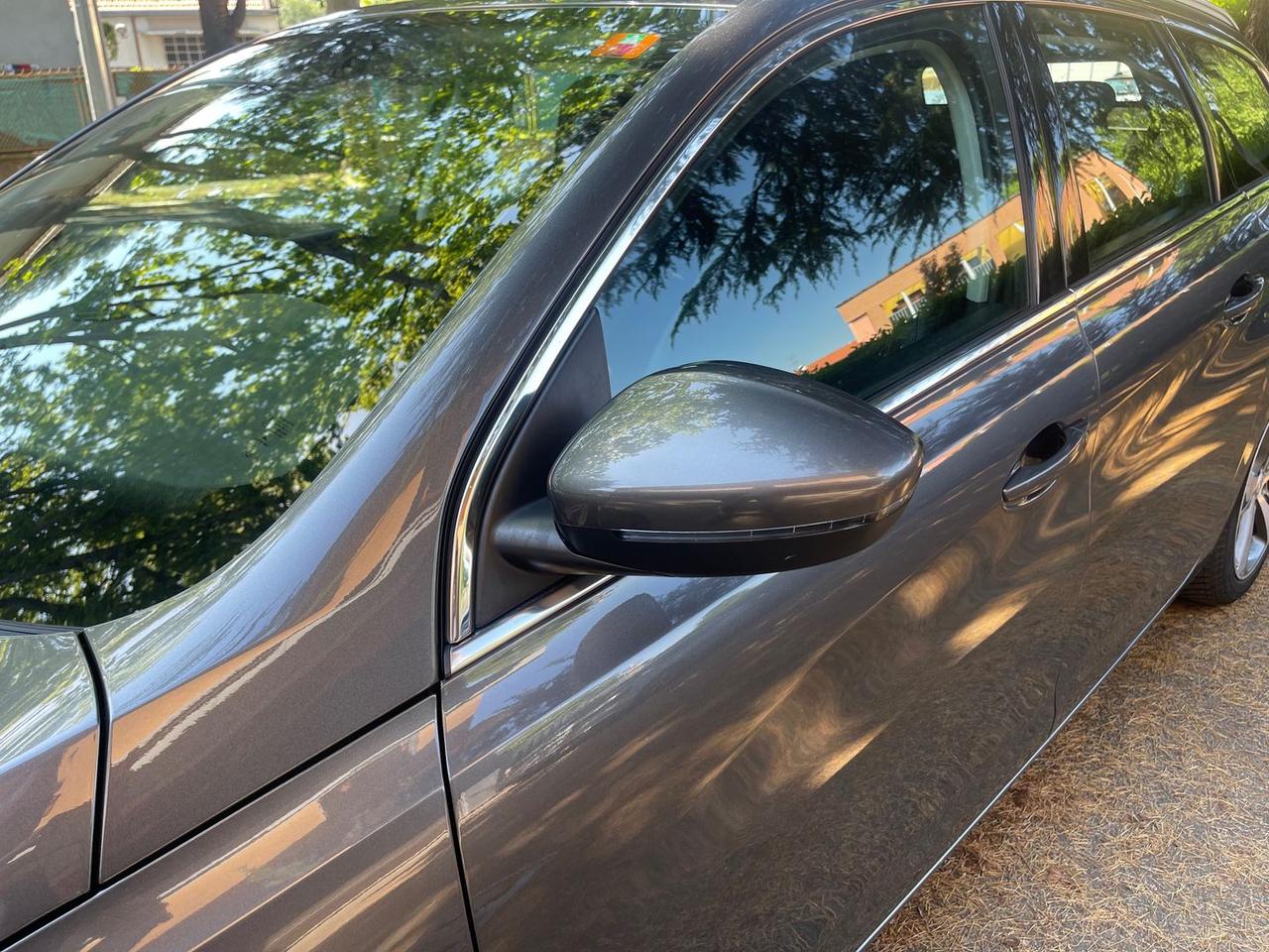 Peugeot 308 Allure 1.5 Blue HDI 130
