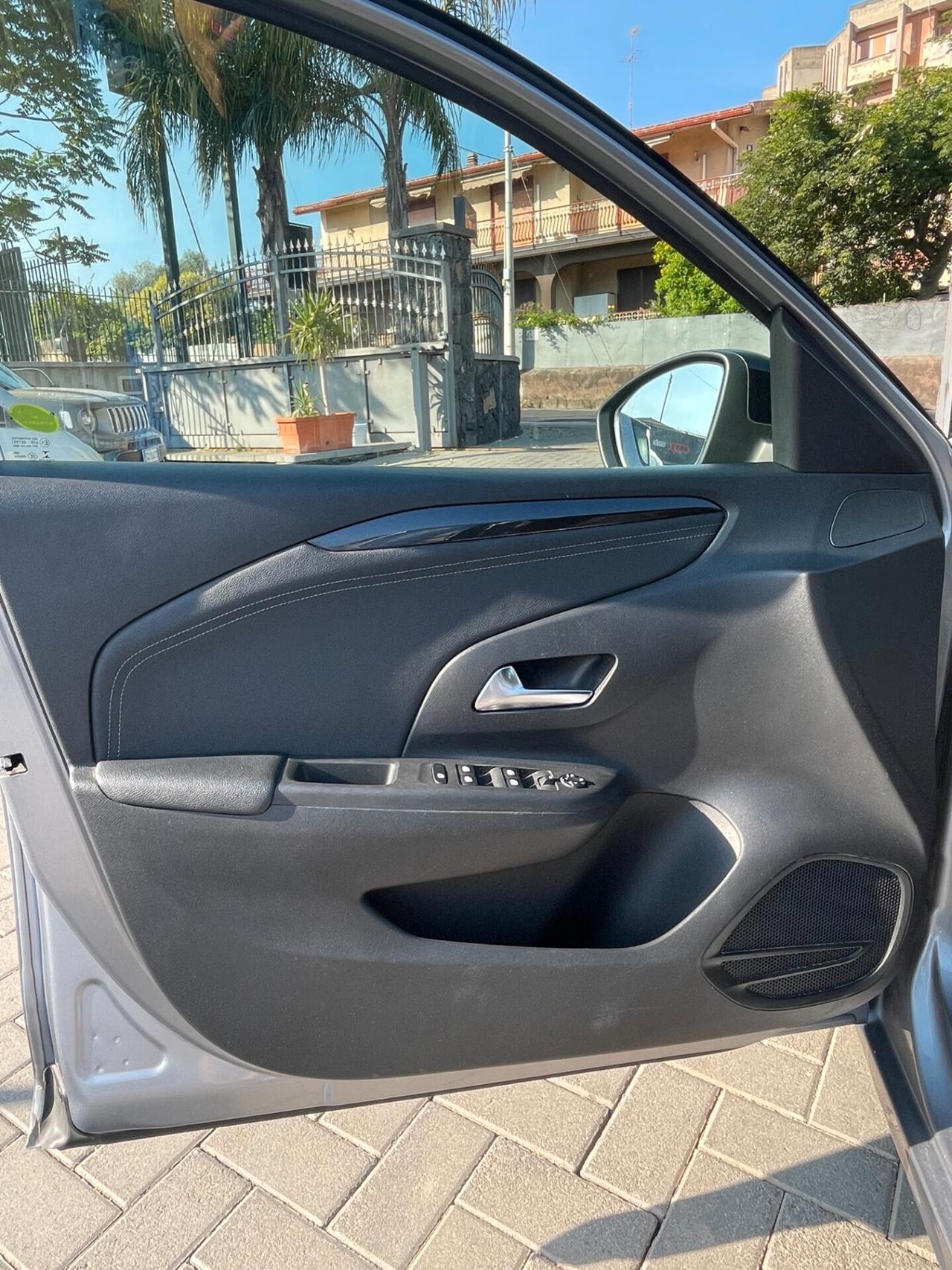 Opel Corsa 1.2 100 CV Elegance