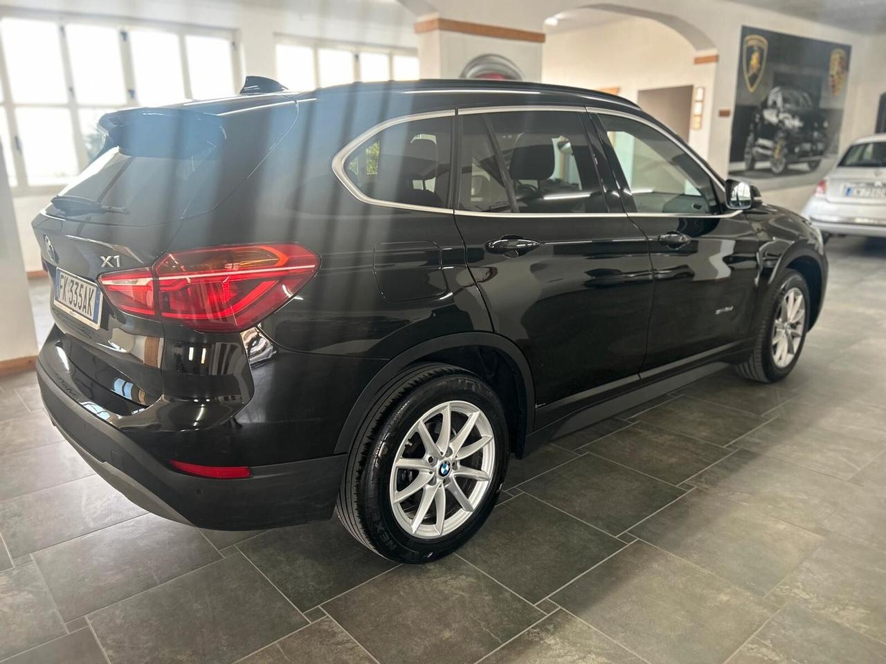 Bmw X1 sDrive18d Advantage