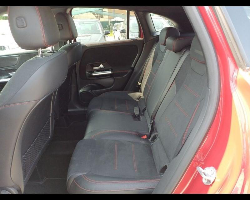 Mercedes-Benz GLA GLA 180 d Automatic Premium NIGHT-PACK