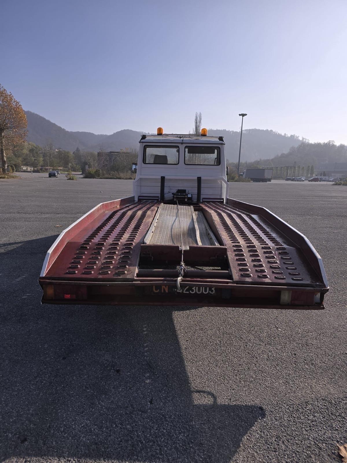 Carro attrezzi patente B