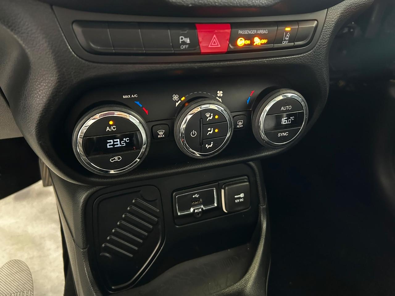 Jeep Renegade 1.6 Mjt 120 CV Limited 2016