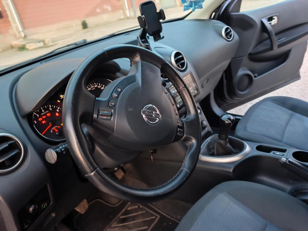 Nissan Qashqai 2013----1.6 Benzina GPL