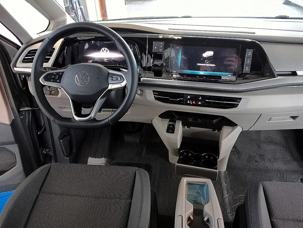 Volkswagen T7 Multivan 1.5 PHEV 4motion 245cv IQ LED GANCIO PORTE ELETTRICHE