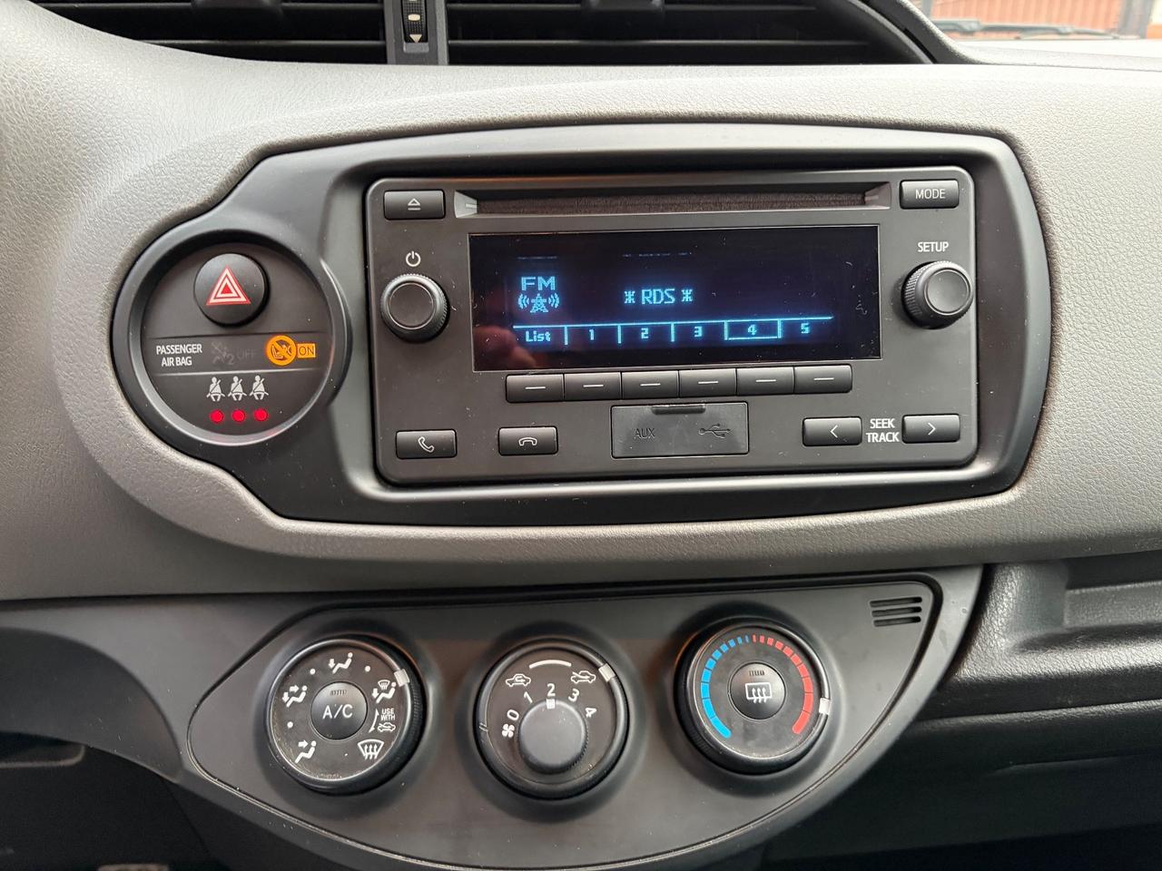 Toyota Yaris 1.0 3 porte Cool GPL