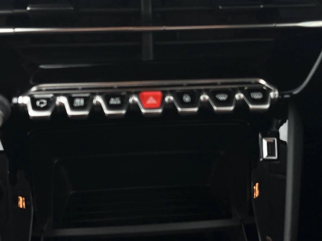 Peugeot 208 1.2 puretech Active Pack s&s 75cv