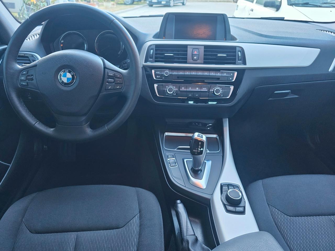 Bmw 118d 5p. Business