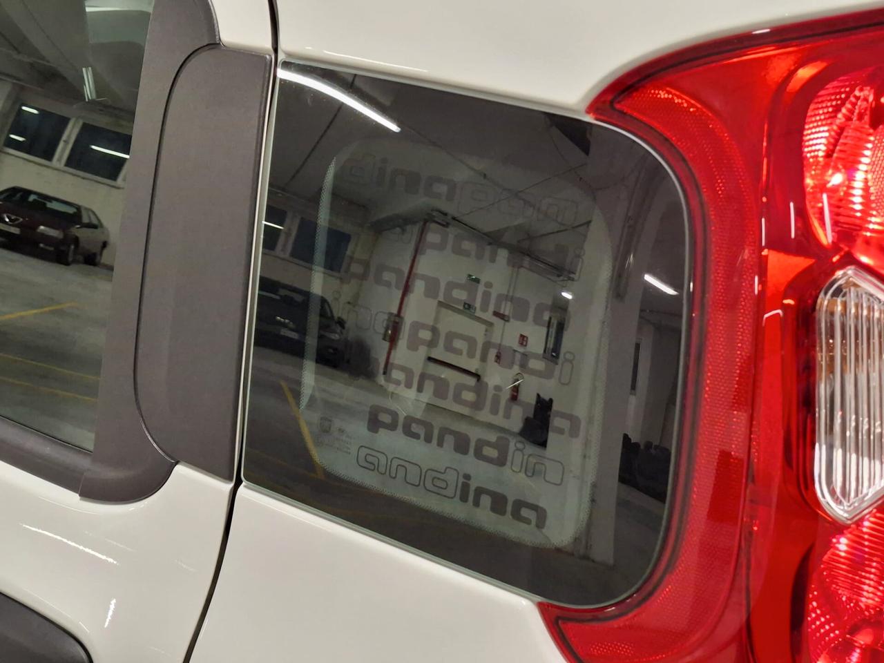 Fiat Panda 1.0 FireFly Hybrid 70CV Icon Km.0 (296)