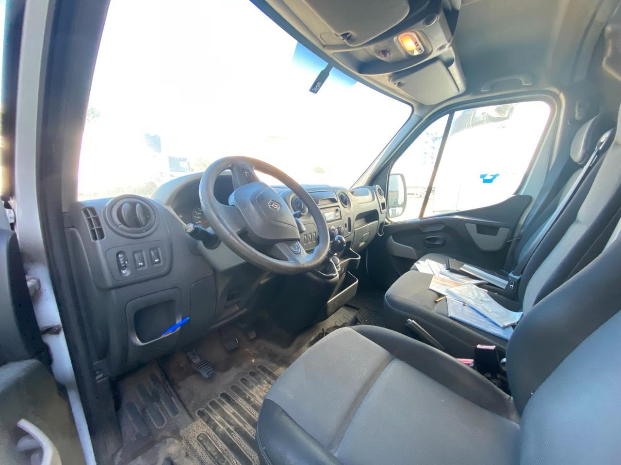 RENAULT MASTER