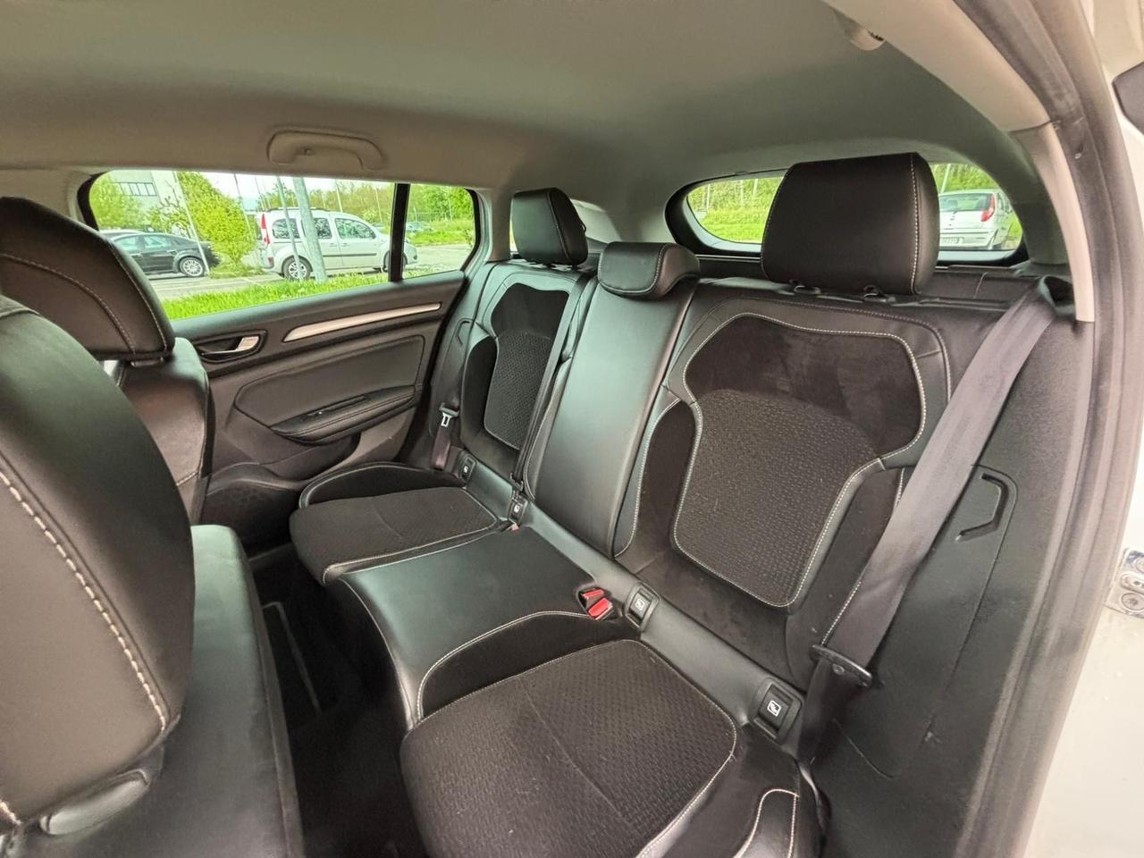 Renault Megane Mégane Sporter dCi 8V 110 *Aitomatik*