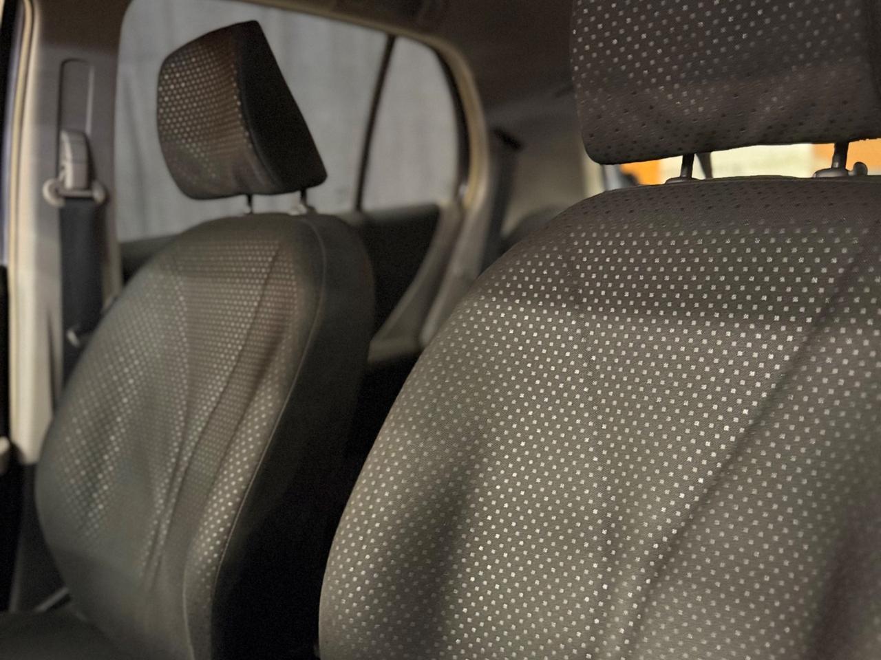 STUPENDA TOYOTA YARIS UNICO PROPRIETARIO CON 74.788 KM