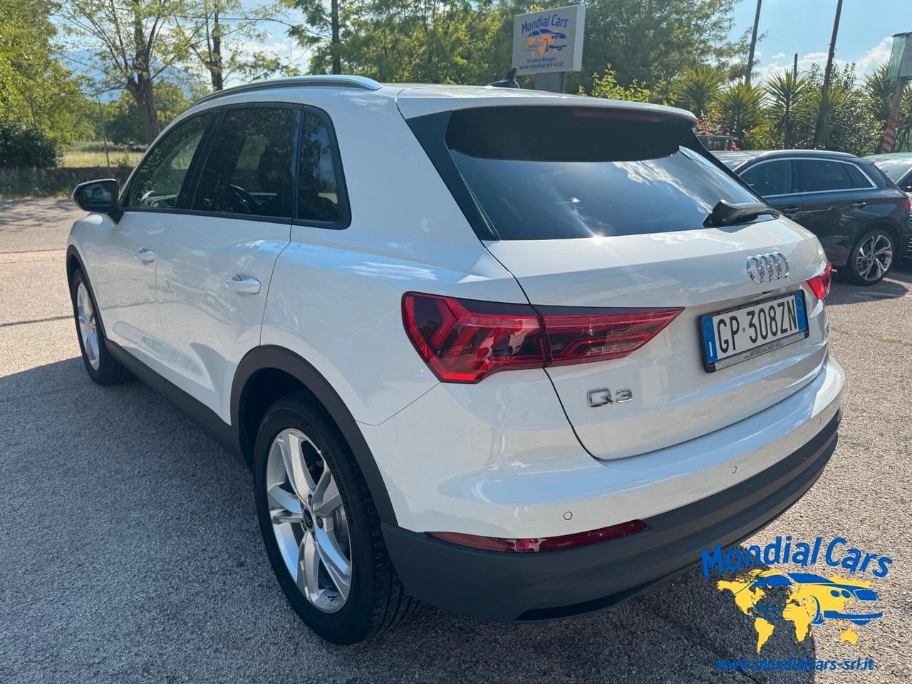Audi Q3 35 TDI quattro S tronic Business Advanced