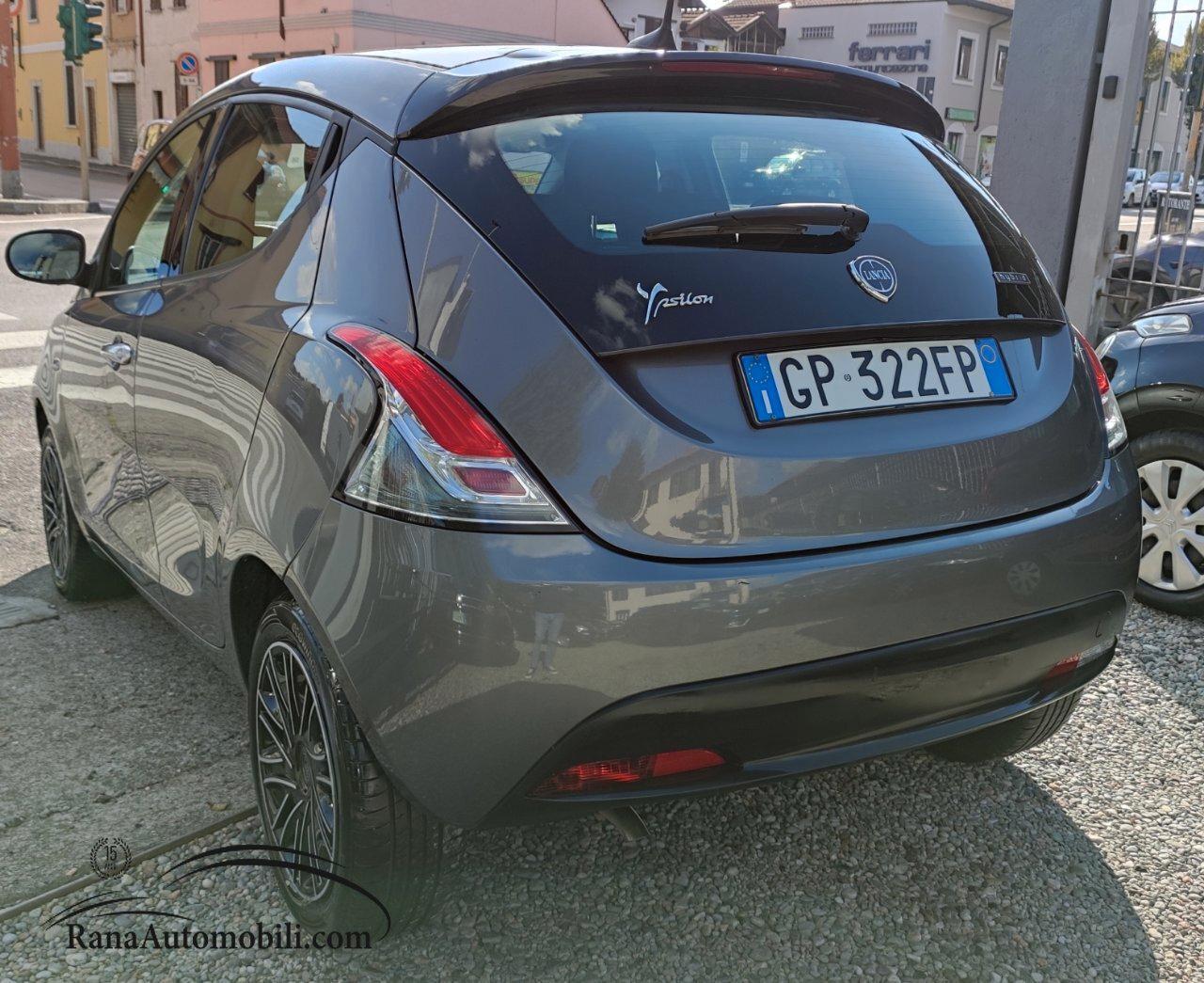 Lancia Ypsilon Hybrid 1.0 FireFly