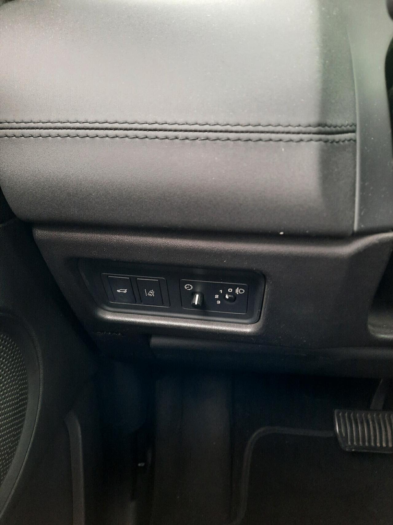 Land Rover Discovery Sport 2.0 12 MESI GARANZIA TD4 150 CV SE