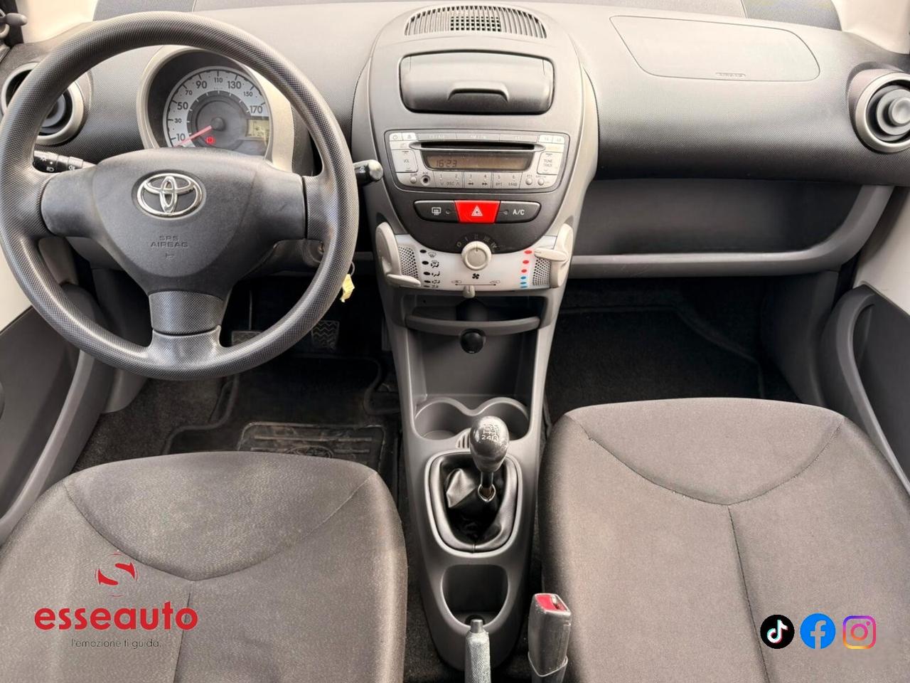 Toyota Aygo 1.0 12V VVT-i 5 porte Deep Ocean Connect