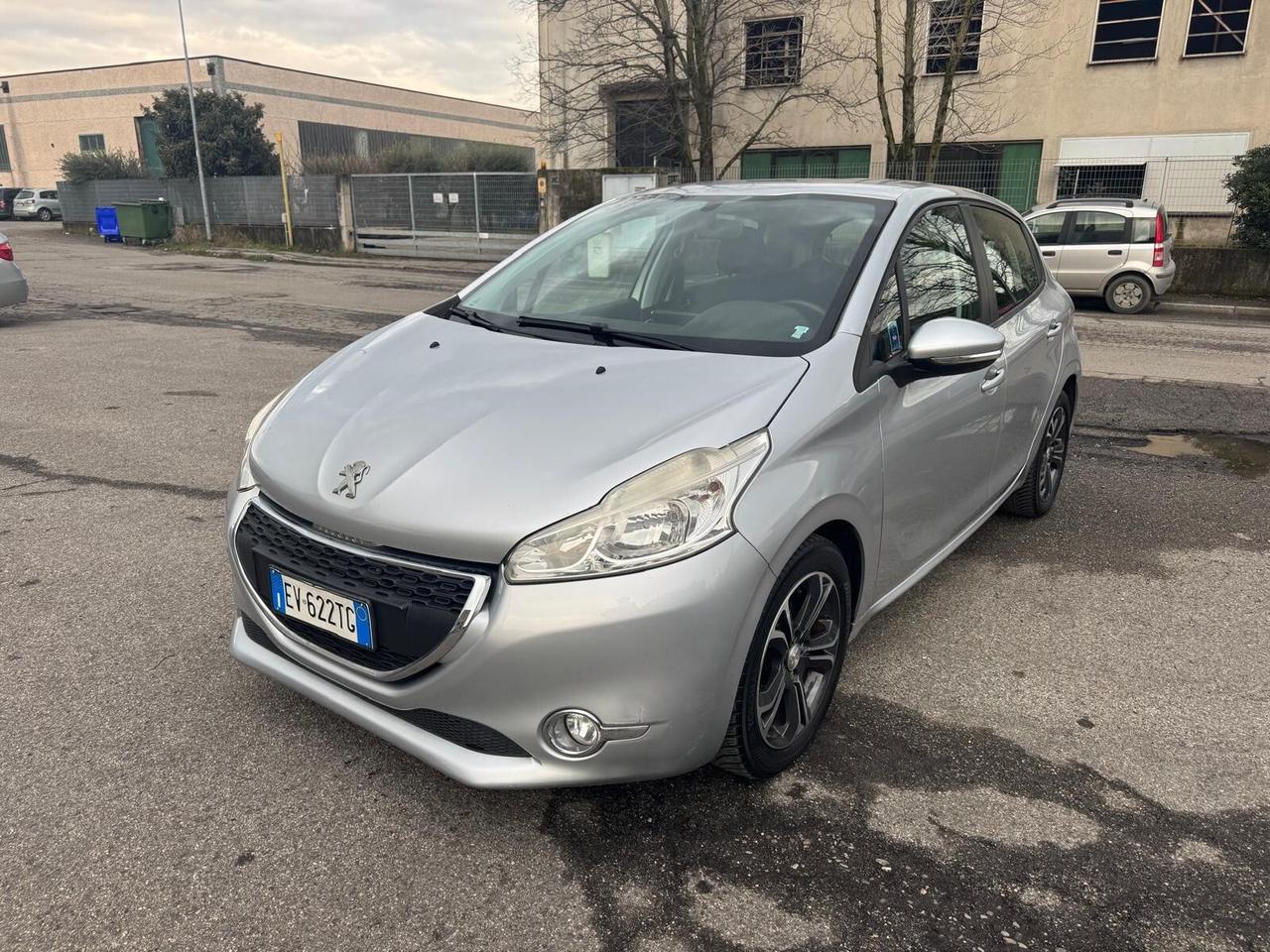 Peugeot 208 1400 Gpl fino 2034