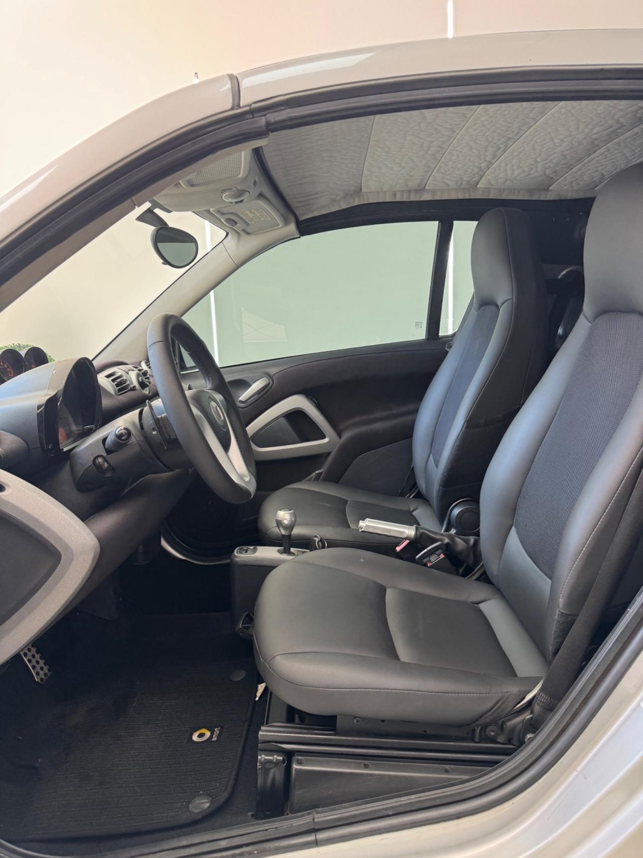 Smart ForTwo 1000 75 kW cabrio BRABUS