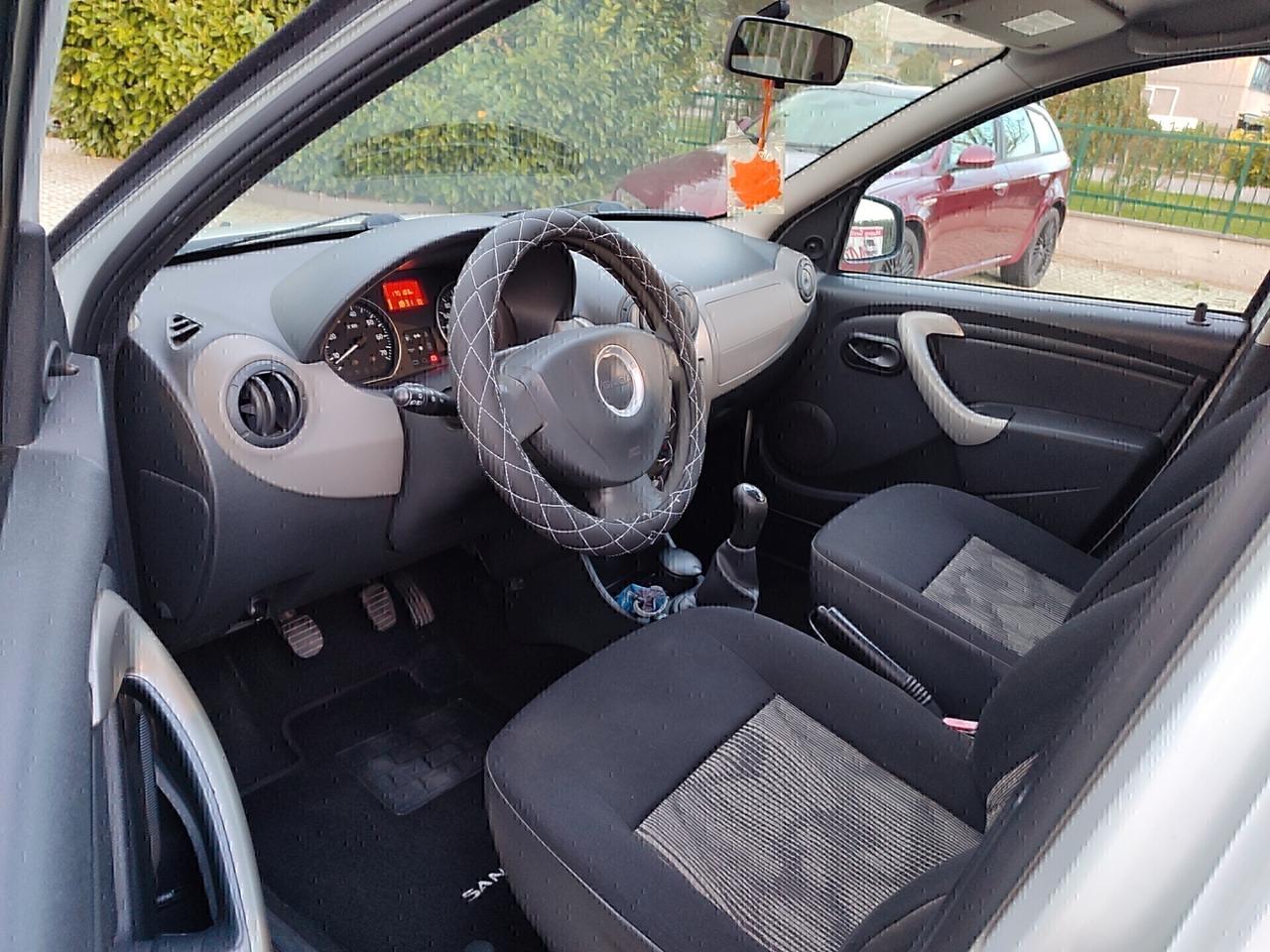 Dacia Sandero 1.4 benzina~NEOPAT~GPL~170.000~GARANZIA~2010