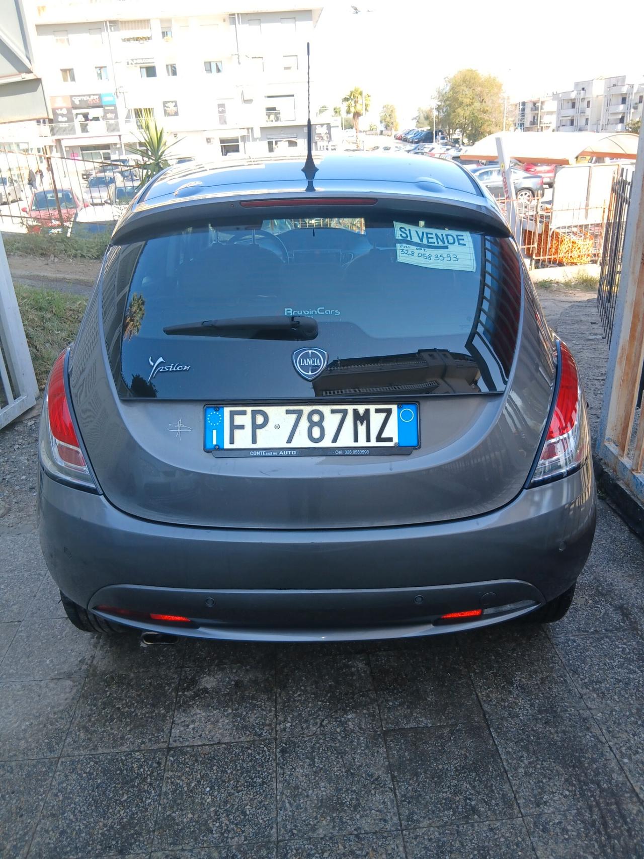 Lancia Ypsilon 1.2 69 CV 5 porte GPL Ecochic Platinum