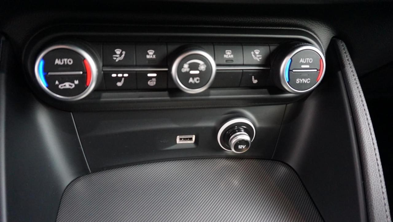 Alfa Romeo Stelvio 2.2 Turbodiesel 210 CV AT8 Q4 Veloce