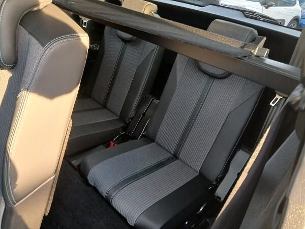 PEUGEOT 5008 1.5 BLUEHDi 130 CV EAT8 7 POSTI ALLURE PACK